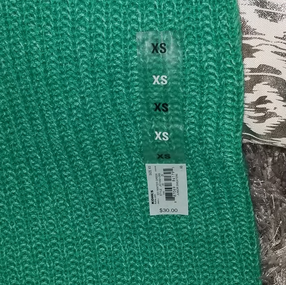 Sweater - Picture 3 of 3